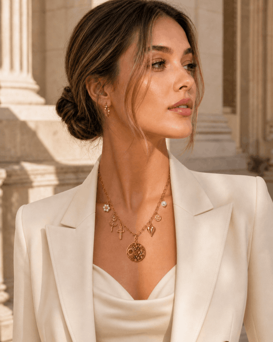 Collier chrétien femme "Merveilleuse" – Collier croix doré en acier inoxydable avec 7 pendentifs