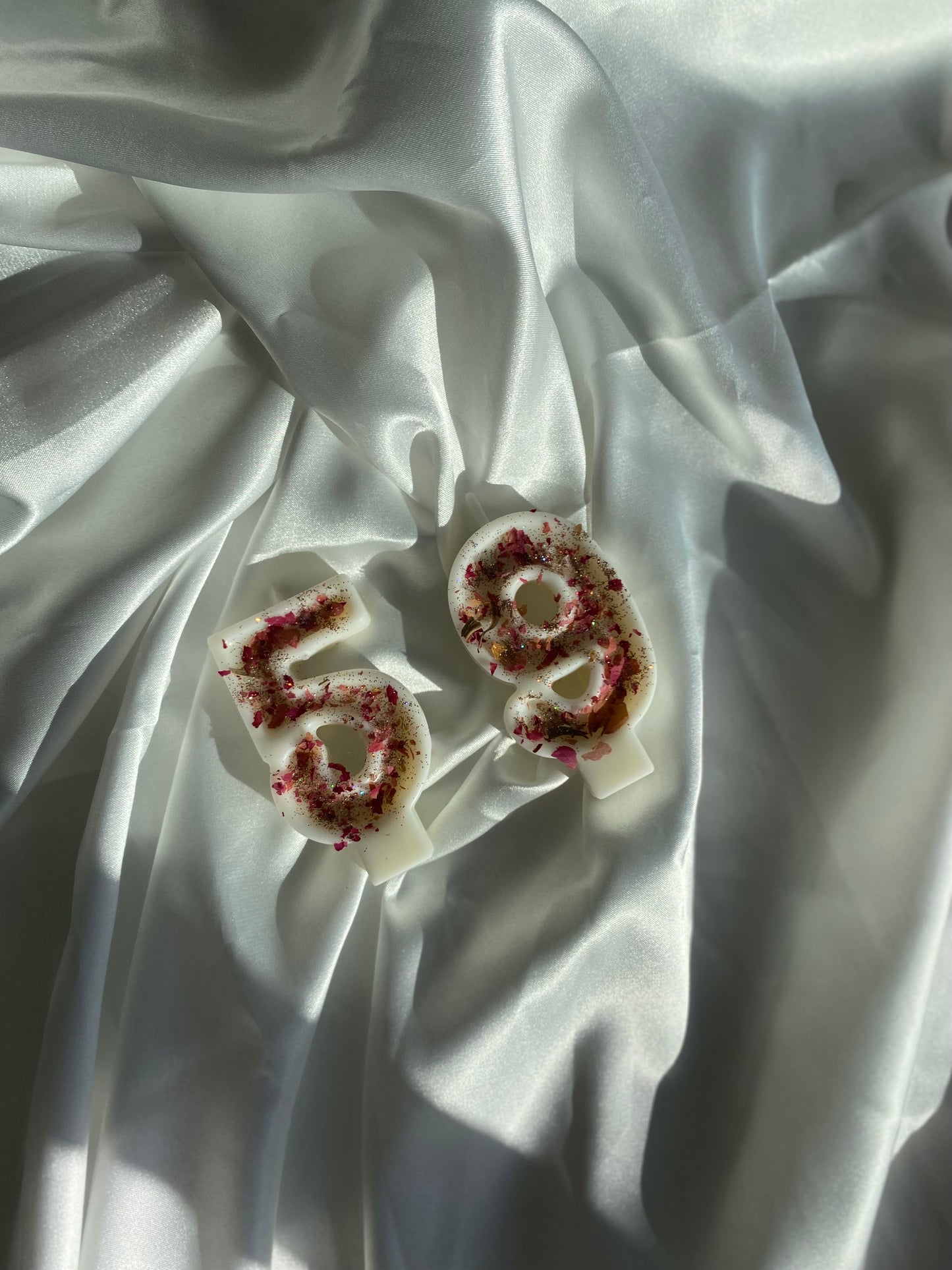 Bougies fleuries chiffres en cire de soja