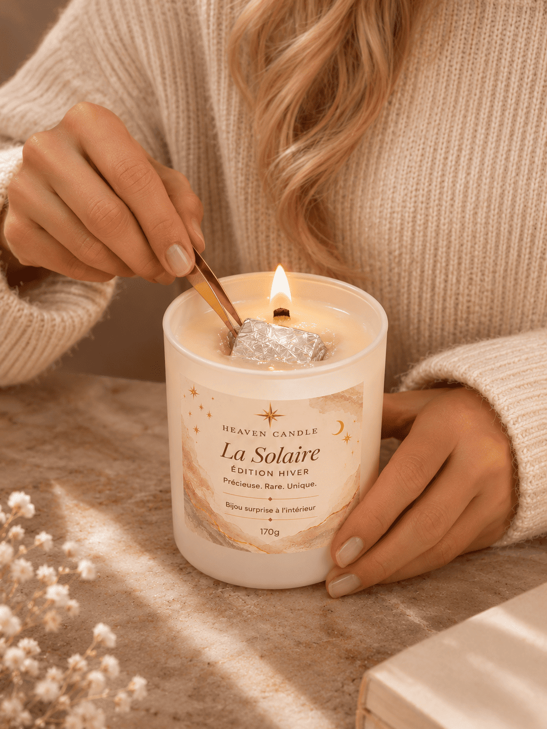 Bougie bijou de Noël – La Solaire | Collier avec motifs à fleurs en acier inoxydable