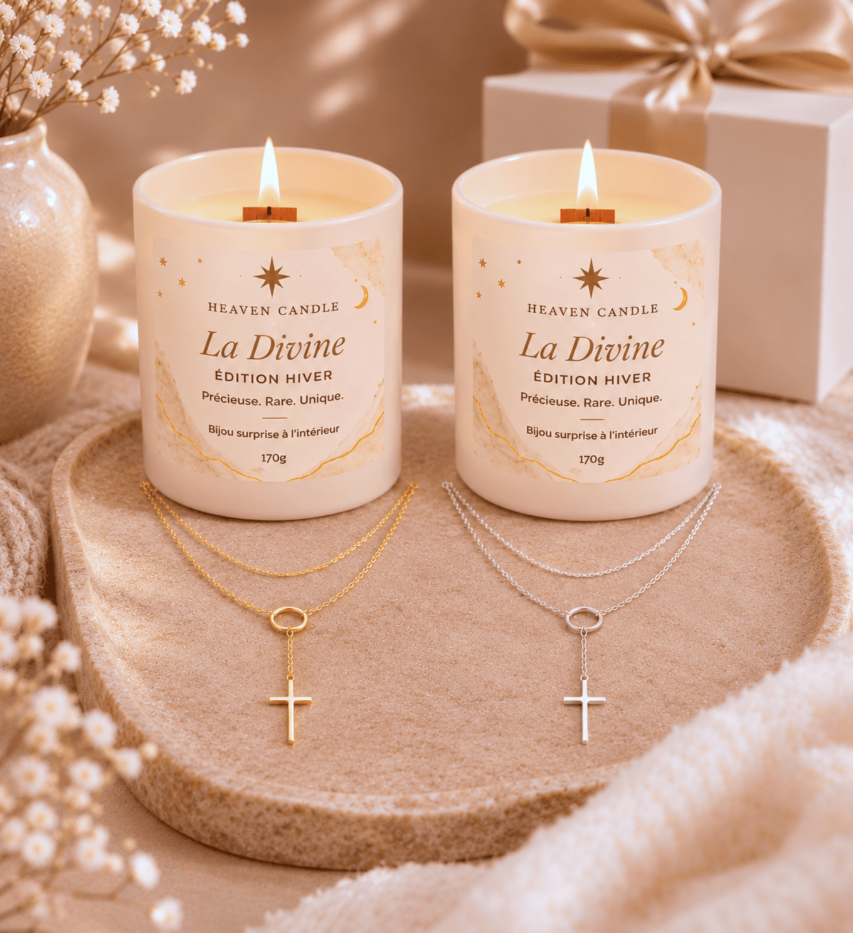 Bougie bijou de Noël – La Divine | Collier croix doré ou argenté en acier inoxydable