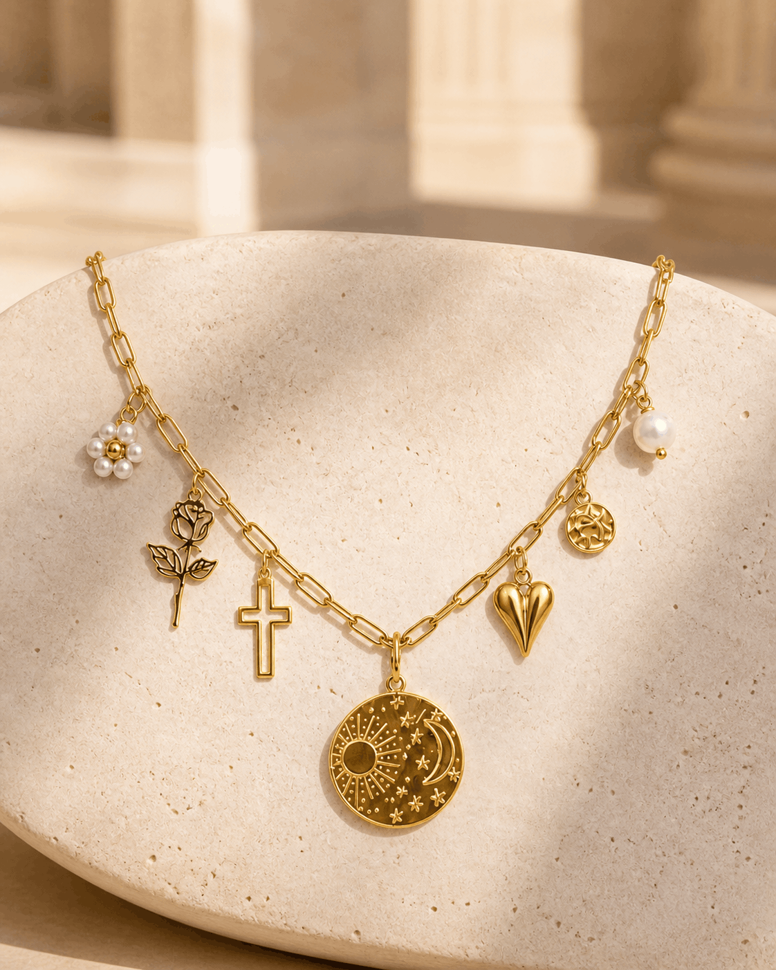 Collier chrétien femme "Merveilleuse" – Collier croix doré en acier inoxydable avec 7 pendentifs